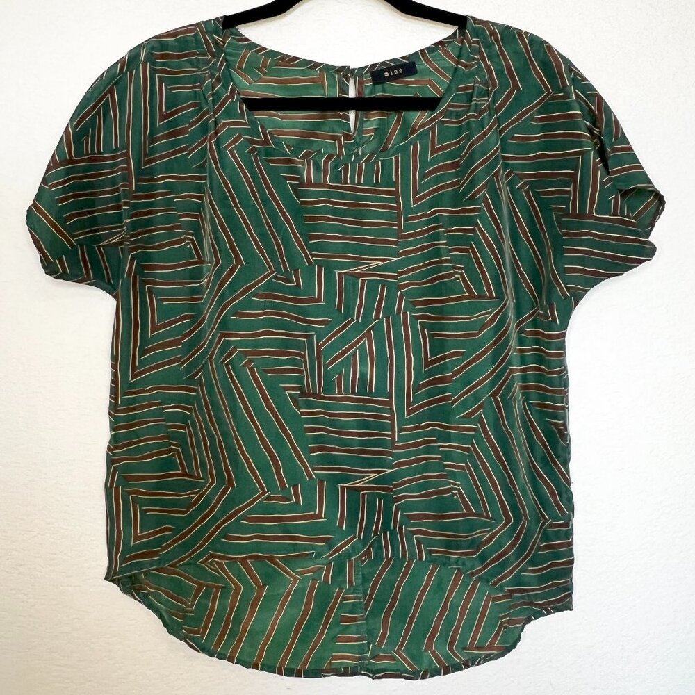 Geometric Print Blouse Green Burgundy High Low Keyhole Back Small